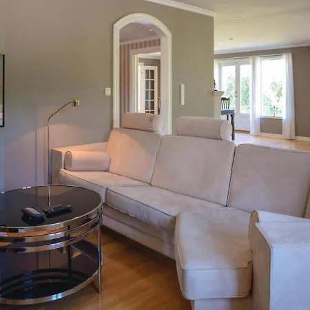 Three-bedroom Holiday In Vakantiehuis *